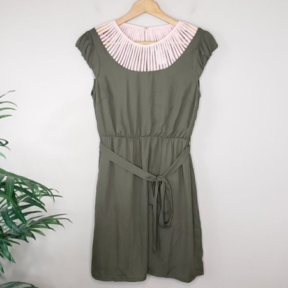 NWT Esley Olive Green Caged Neckline Dress Size Small